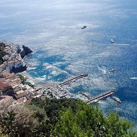 度假居 The Guardian Of *