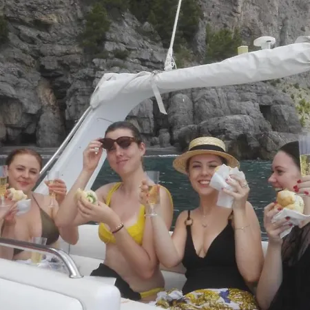 The Guardian Of 度假居 *